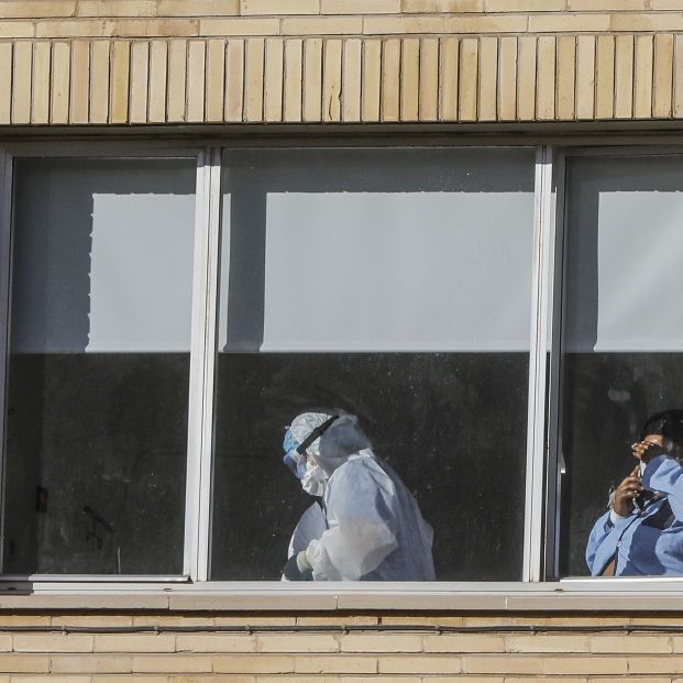 EuropaPress 3544979 sanitario epi enferma hospital antiguo fe valencia espana febrero 2021