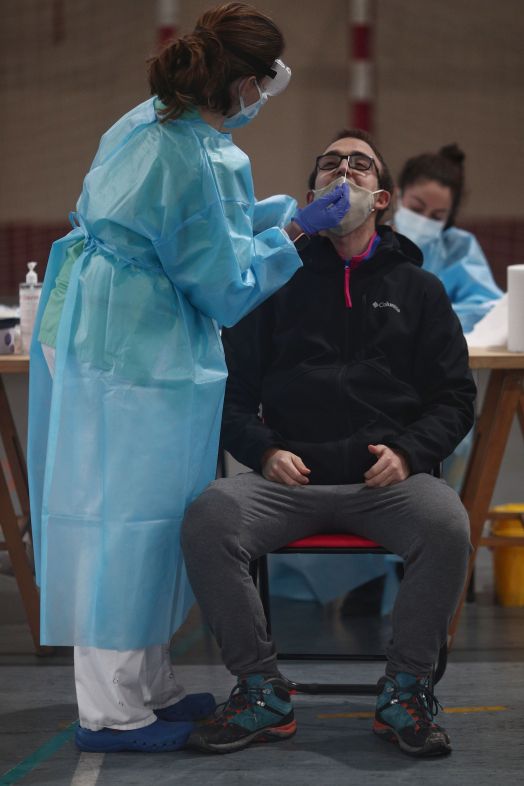 La Comunidad Madrid detecta 410 asintomáticos en los tests en universidades La Comunidad Madrid detecta 410 asintomáticos en los tests en universidades