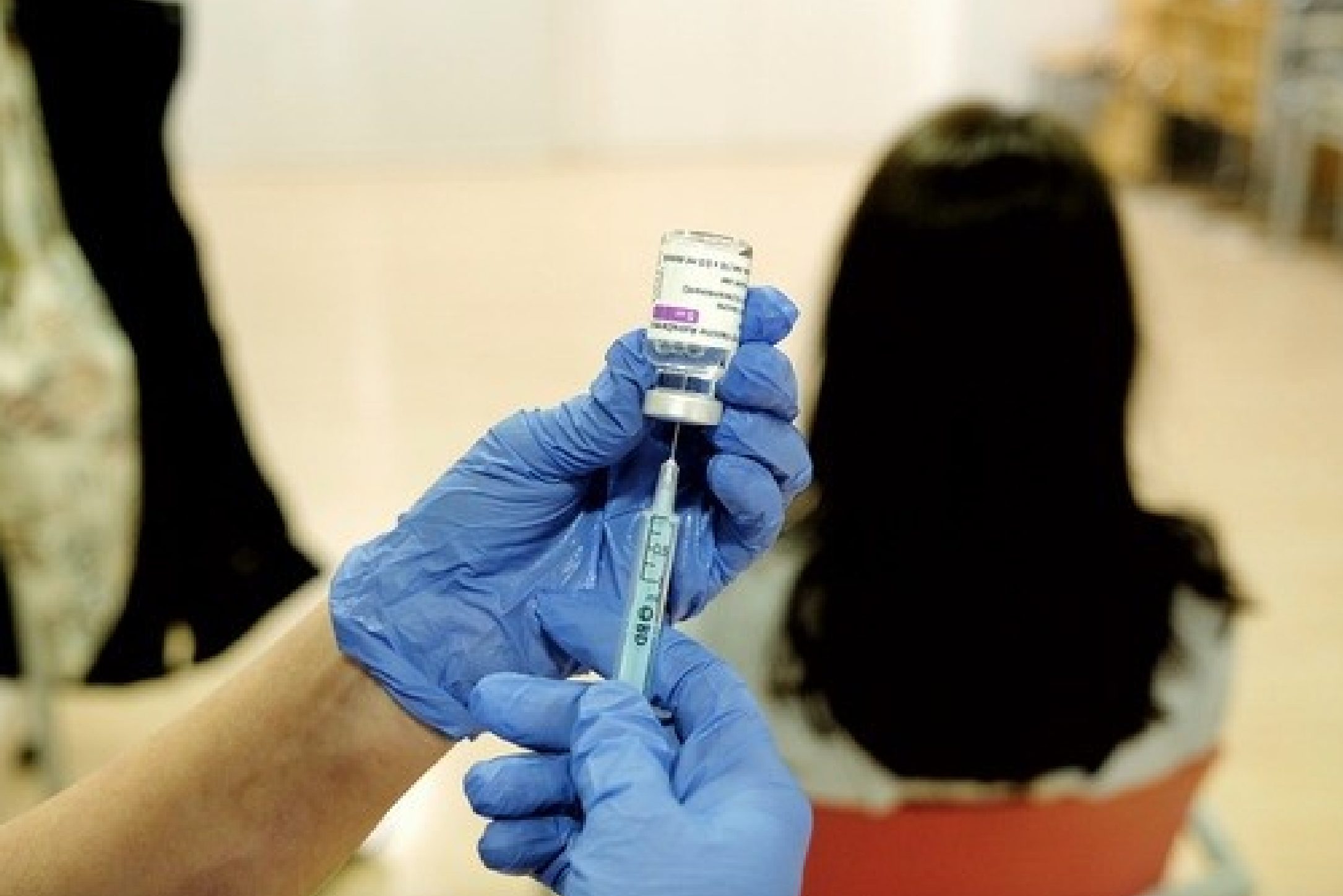 AstraZeneca entregará a EEUU medio millón de dosis de un tratamiento con anticuerpos contra el Covid