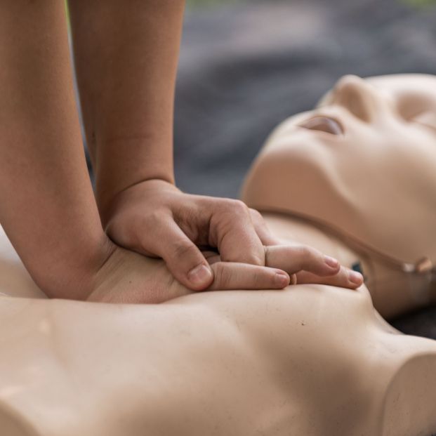 Reanimación cardiopulmonal (bigstock) Reanimación cardiopulmonal (bigstock)