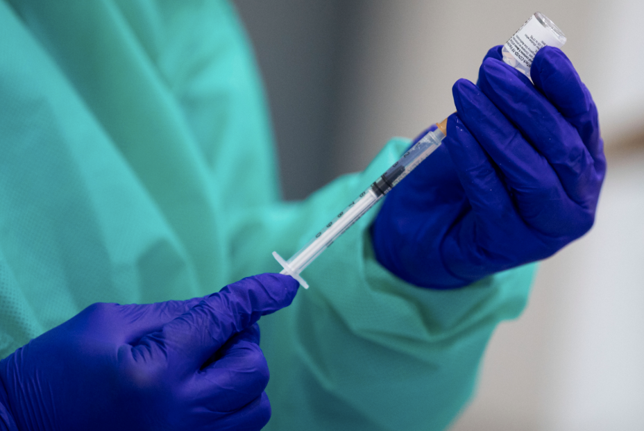 Semejanzas y diferencias entre las vacunas de Pfizer, Moderna y AstraZeneca contra la covid-19 Foto: Europa Press Semejanzas y diferencias entre las vacunas de Pfizer, Moderna y AstraZeneca contra la covid-19 Foto: Europa Press