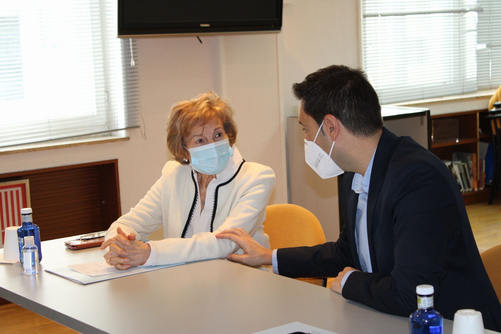 La Comunidad de Madrid, al fin, actúa contra la soledad no deseada