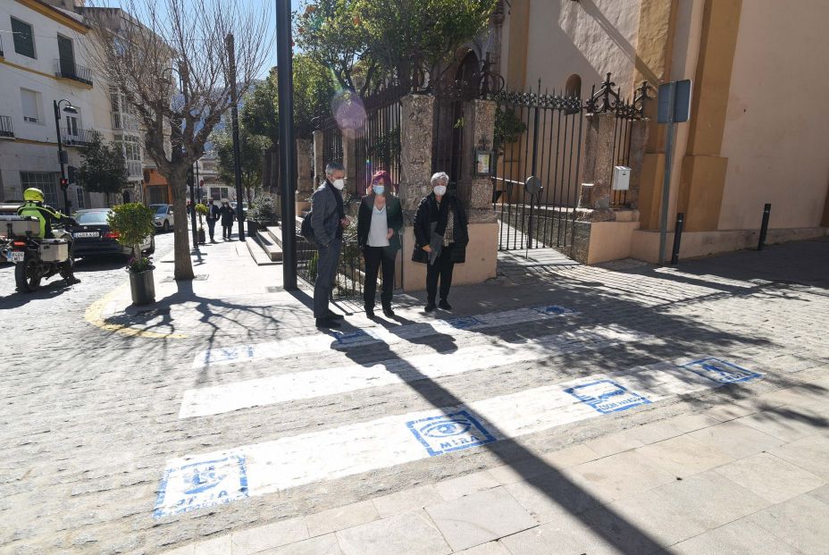 EuropaPress 3576935 paso peatones adaptado orgiva granada EuropaPress 3576935 paso peatones adaptado orgiva granada