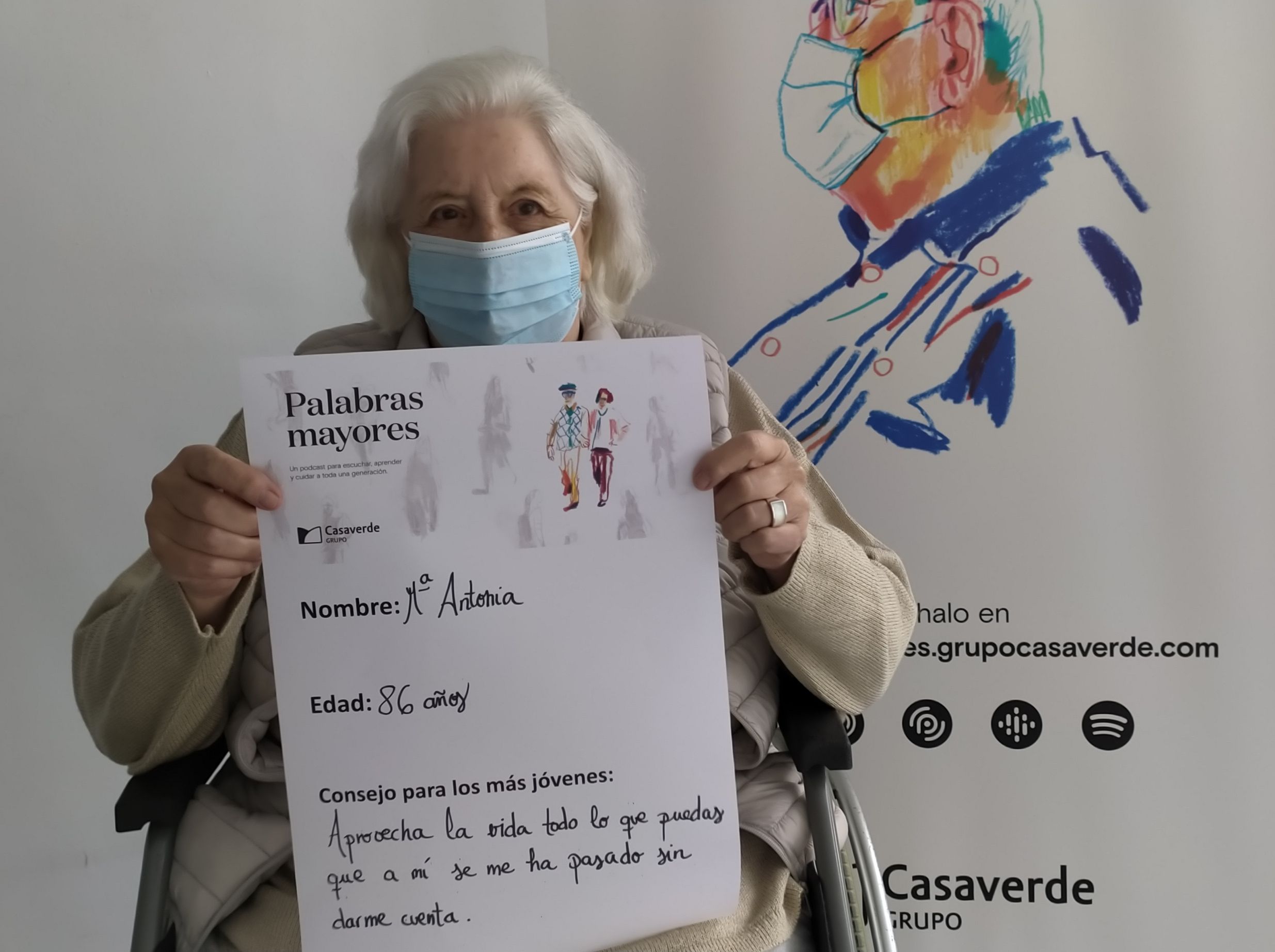 "Aprovecha la vida todo lo que puedas" y otros 16 consejos de los mayores a los más jóvenes