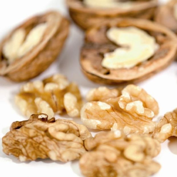 Estos alimentos te ayudan a reducir la grasa abdominal: nueces 