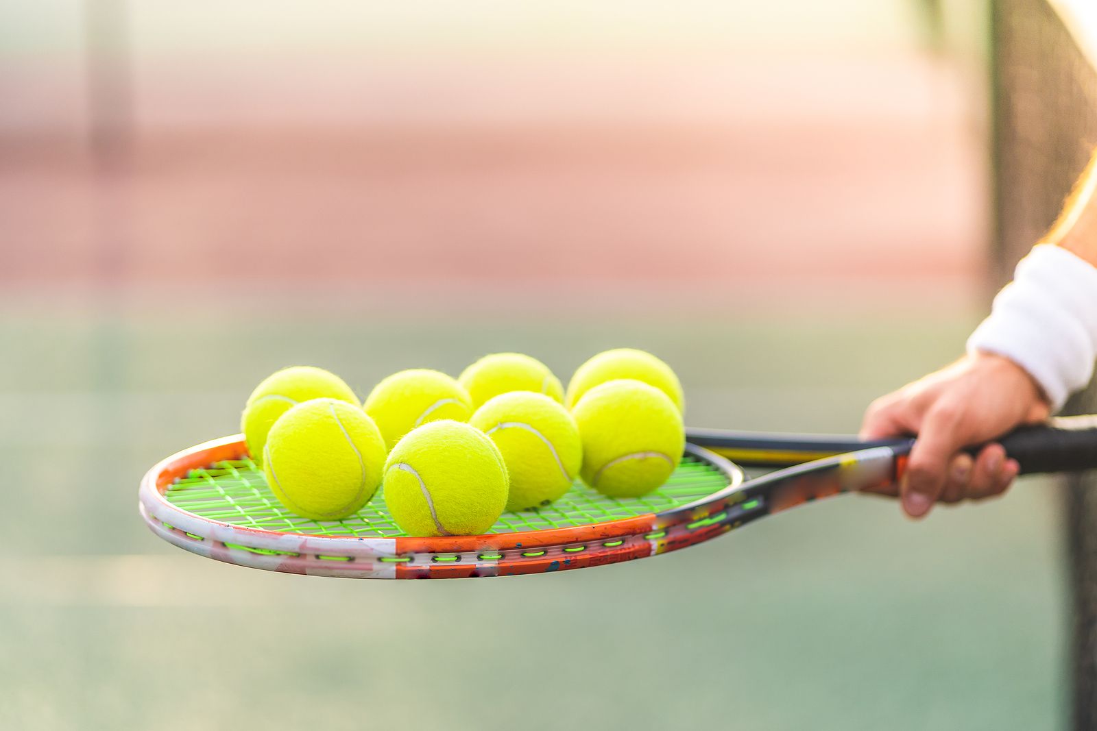 Personaliza los topes de las puertas con una pelota Foto: bigstock