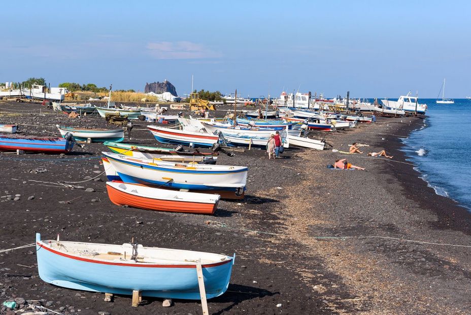 bigstock Stromboli Aeolian Islands It 256330021