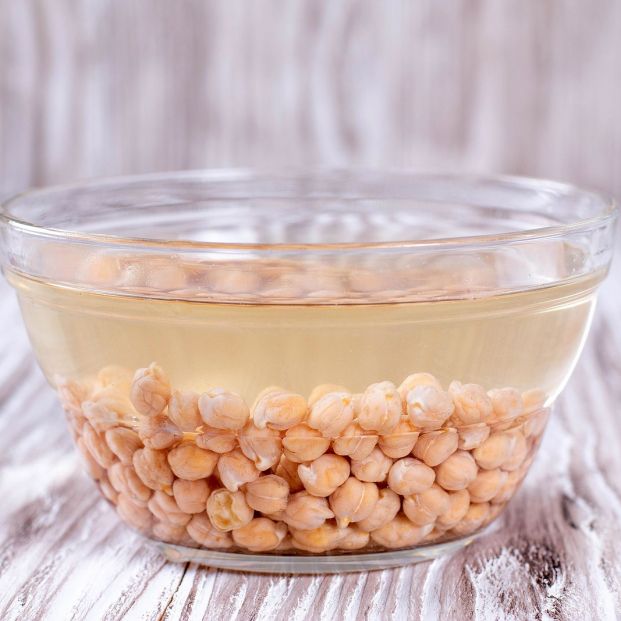 Las legumbres en remojo ¿en agua fría o caliente? Las legumbres en remojo ¿en agua fría o caliente?