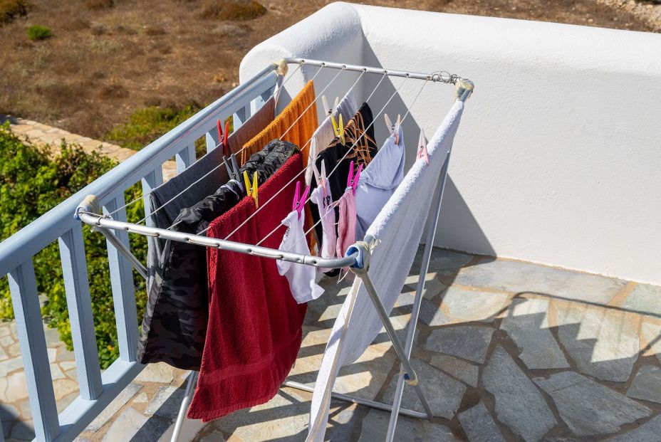 Errores que se cometen al tender la ropa Errores que se cometen al tender la ropa
