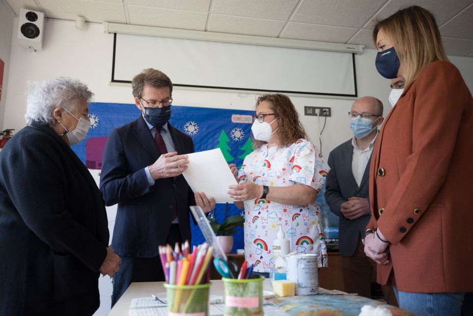 image gallery (1) image gallery (1)