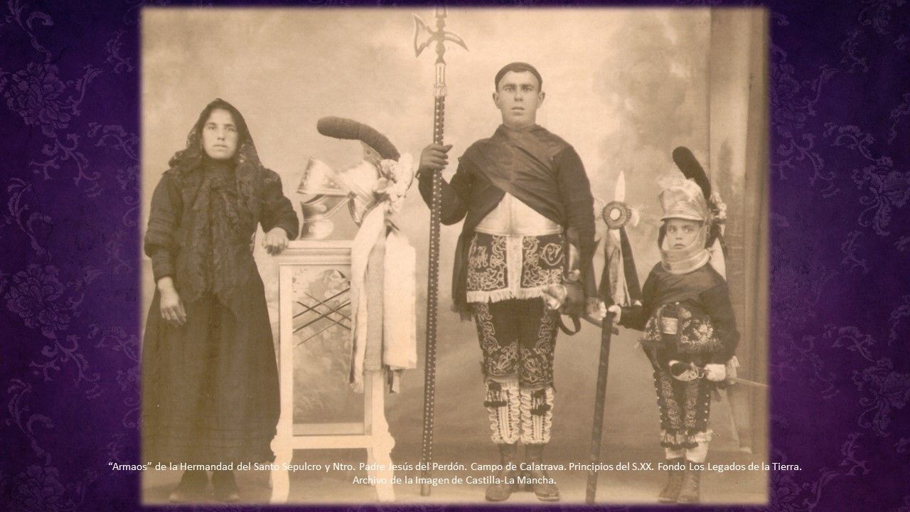 Hermandad del Sato Sepulcro. Campo de Criptana. Principios de siglo XX Hermandad del Sato Sepulcro. Campo de Criptana. Principios de siglo XX