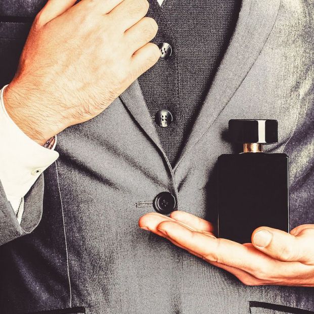 Dónde debes ponerte el perfume para que dure más Dónde debes ponerte el perfume para que dure más