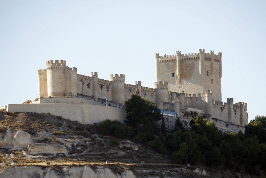 Ruta por los castillos de Valladolid. Castillo Peñafiel Foto: provinciadevalladolid.com Ruta por los castillos de Valladolid. Castillo Peñafiel Foto: provinciadevalladolid.com