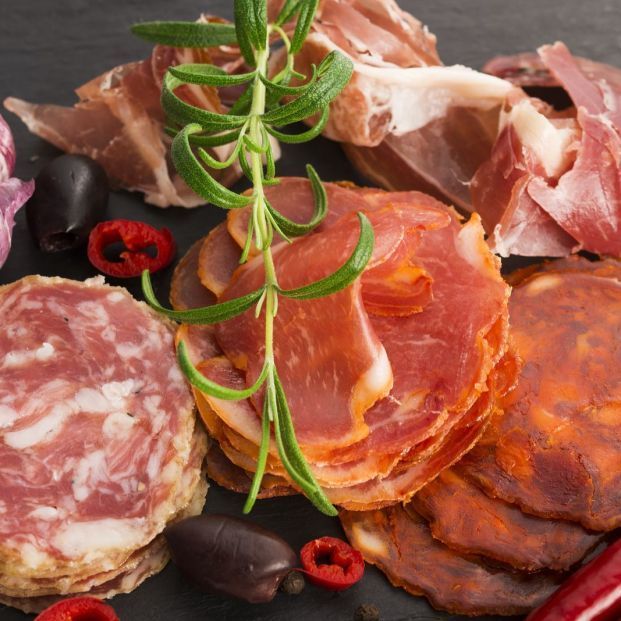 ¿Se puede comer la piel de los embutidos? ¿Se puede comer la piel de los embutidos?