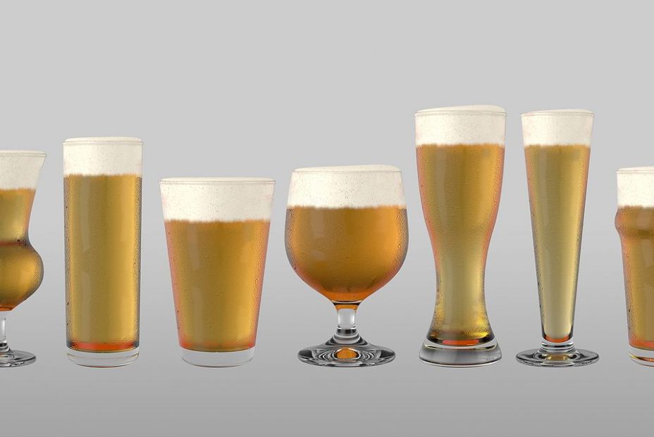 Como ha de servirse una cerveza en casa Como ha de servirse una cerveza en casa