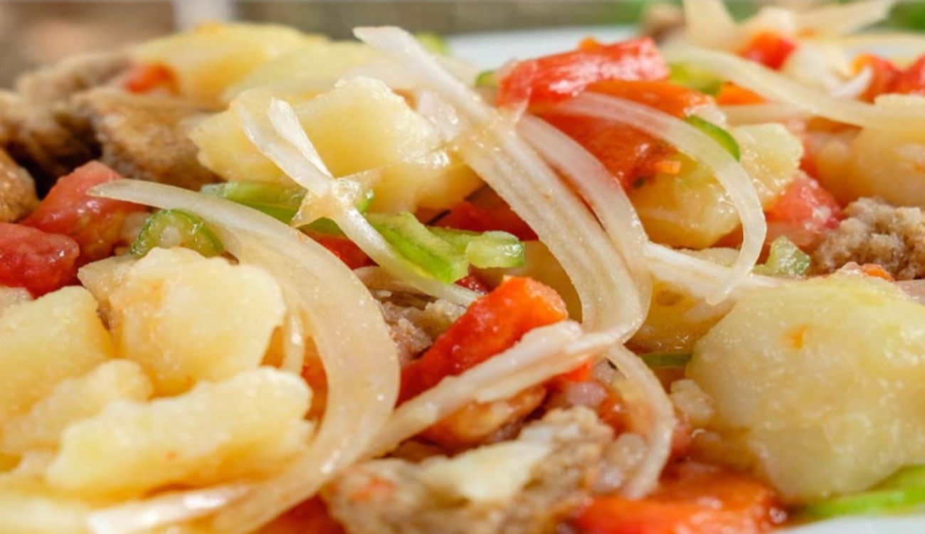 Platos típicos de las Islas Baleares (https://www.illesbalears.travel/es/baleares/gastronomia)