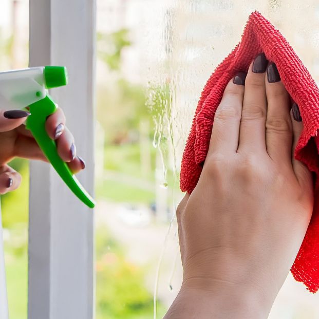 Trucos para eliminar marcas en las superficies de vidrio Trucos para eliminar marcas en las superficies de vidrio