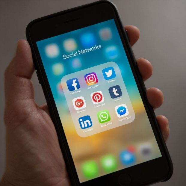 Cómo usar hashtags en redes sociales (Creative commons)