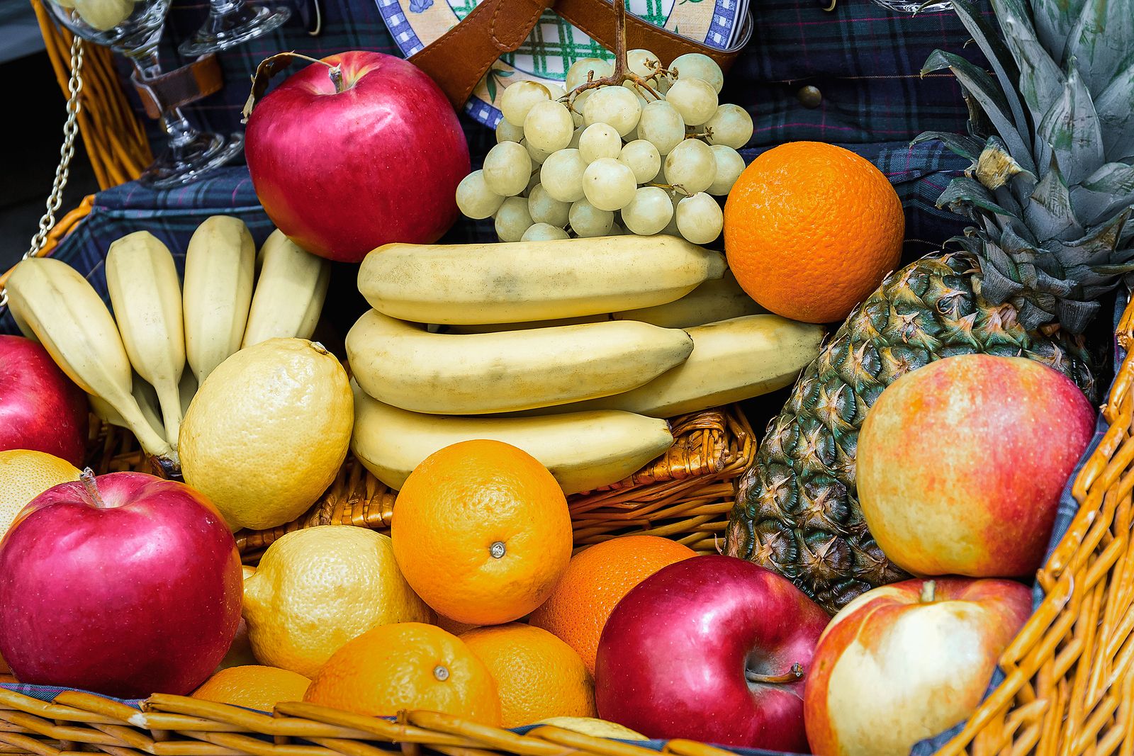 Estas son las frutas que no debes poner juntas en el frutero
