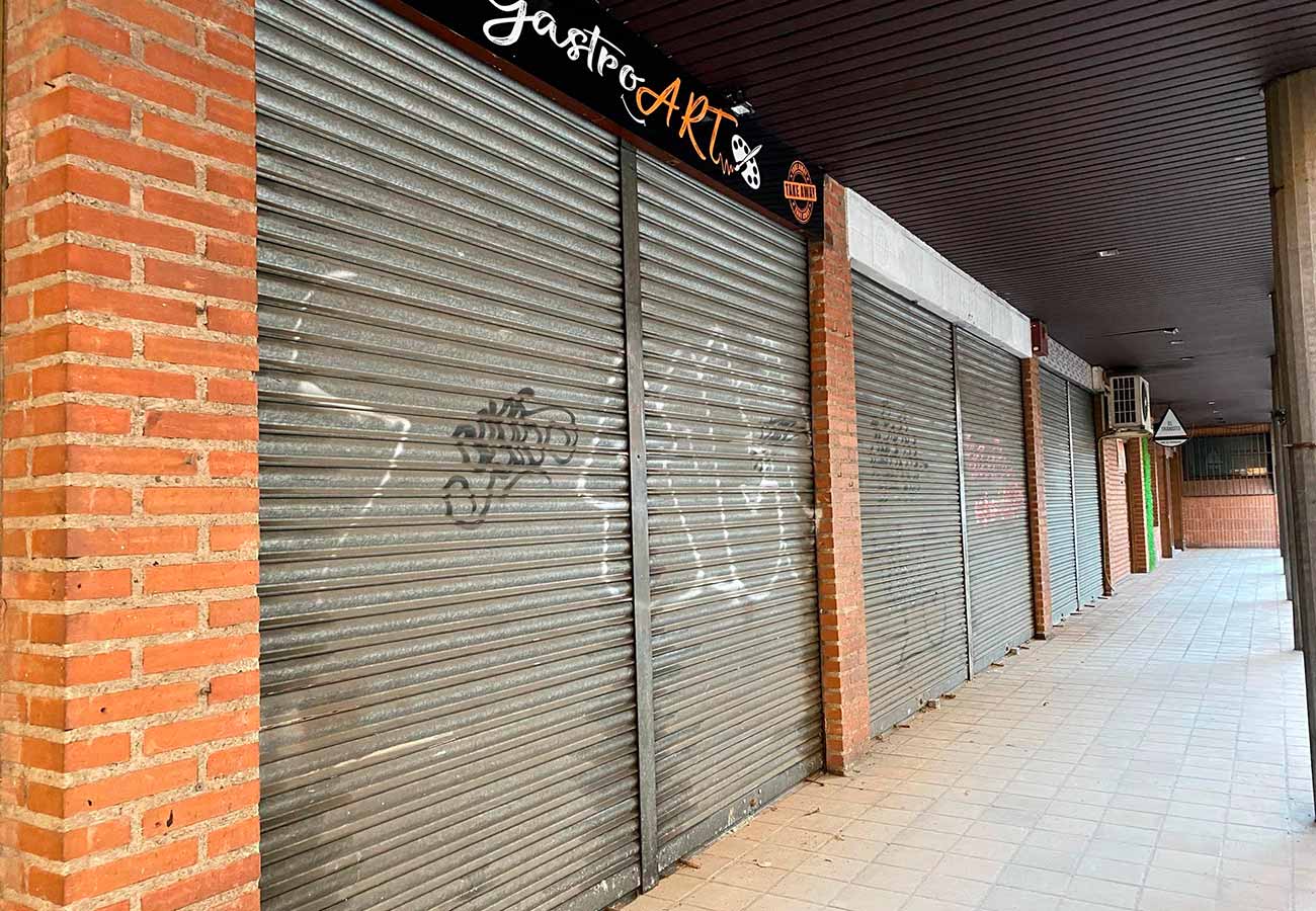 Las tiendas de barrio piden auxilio para sobrevivir