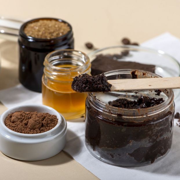 bigstock Chocolate Face And Body Scrub418418470