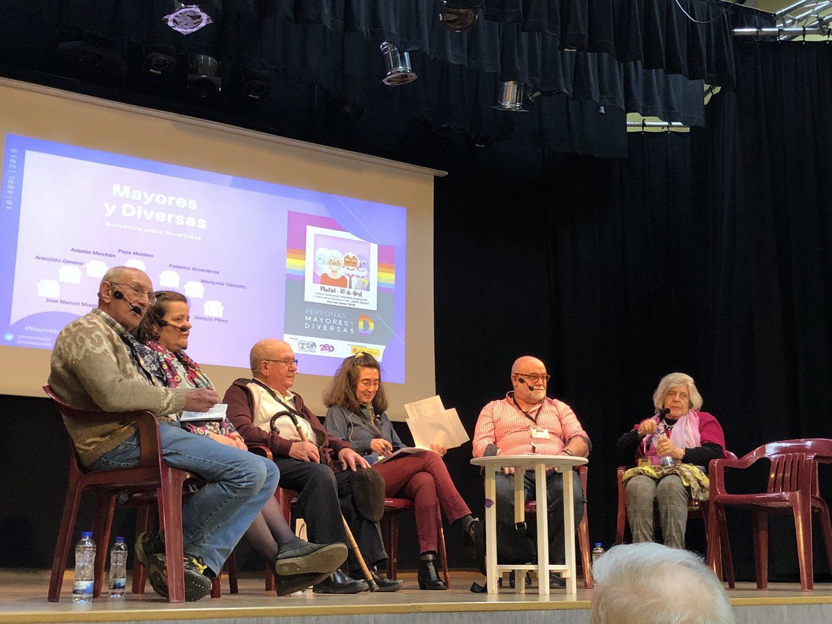 Participantes encuentro Mayores y Diversas.
