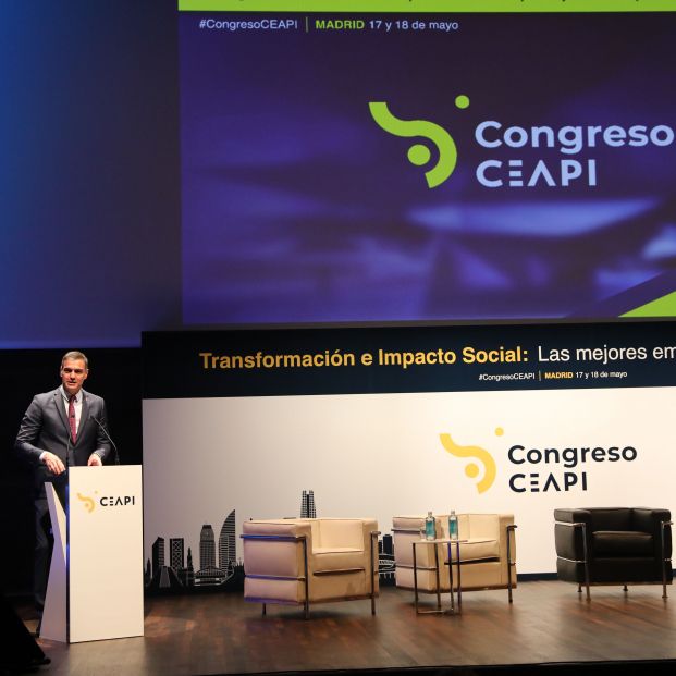 Sánchez fija junio como "el comienzo de la vacunación masiva de los menores de 50 años". Foto: Europa Press Sánchez fija junio como "el comienzo de la vacunación masiva de los menores de 50 años". Foto: Europa Press