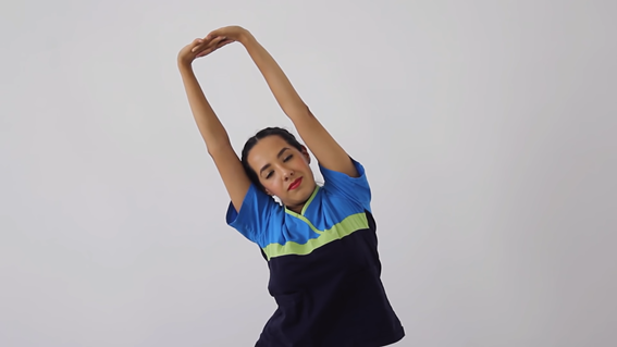 Puedes acabar con la sensación de agarrotamiento con básicos estiramientos. Foto: https://www.youtube.com/watch?v=HNqOmJ7Q0s0 Puedes acabar con la sensación de agarrotamiento con básicos estiramientos. Foto: https://www.youtube.com/watch?v=HNqOmJ7Q0s0