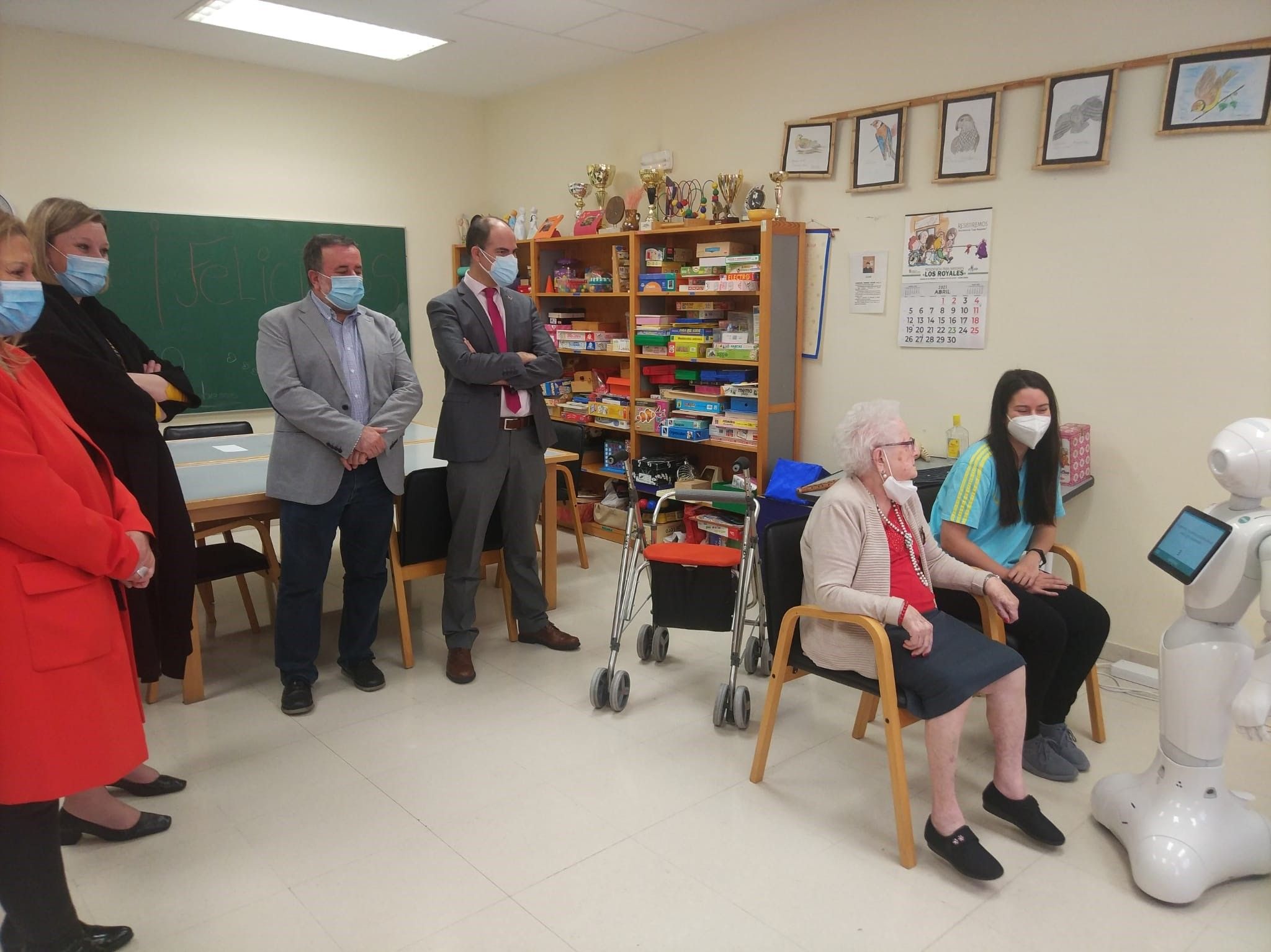 'Copito', el robot inteligente que acompaña a mayores, llega a las residencias de Castilla y León. Foto: Europa Press