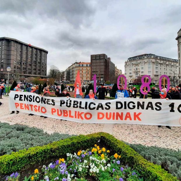 Mayores: una década movilizados por las pensiones frente a una juventud parada ¿choque generacional? Mayores: una década movilizados por las pensiones frente a una juventud parada ¿choque generacional?