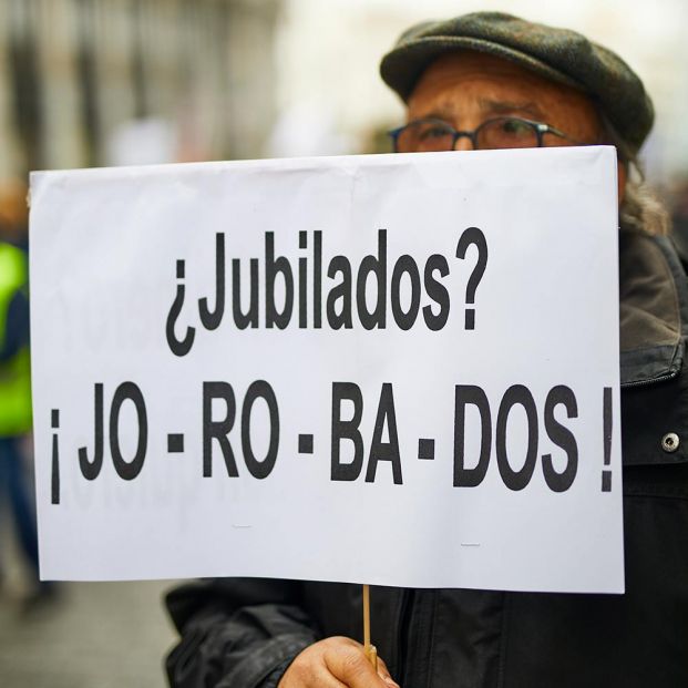 Mayores: una década movilizados por las pensiones frente a una juventud parada ¿choque generacional? Mayores: una década movilizados por las pensiones frente a una juventud parada ¿choque generacional?