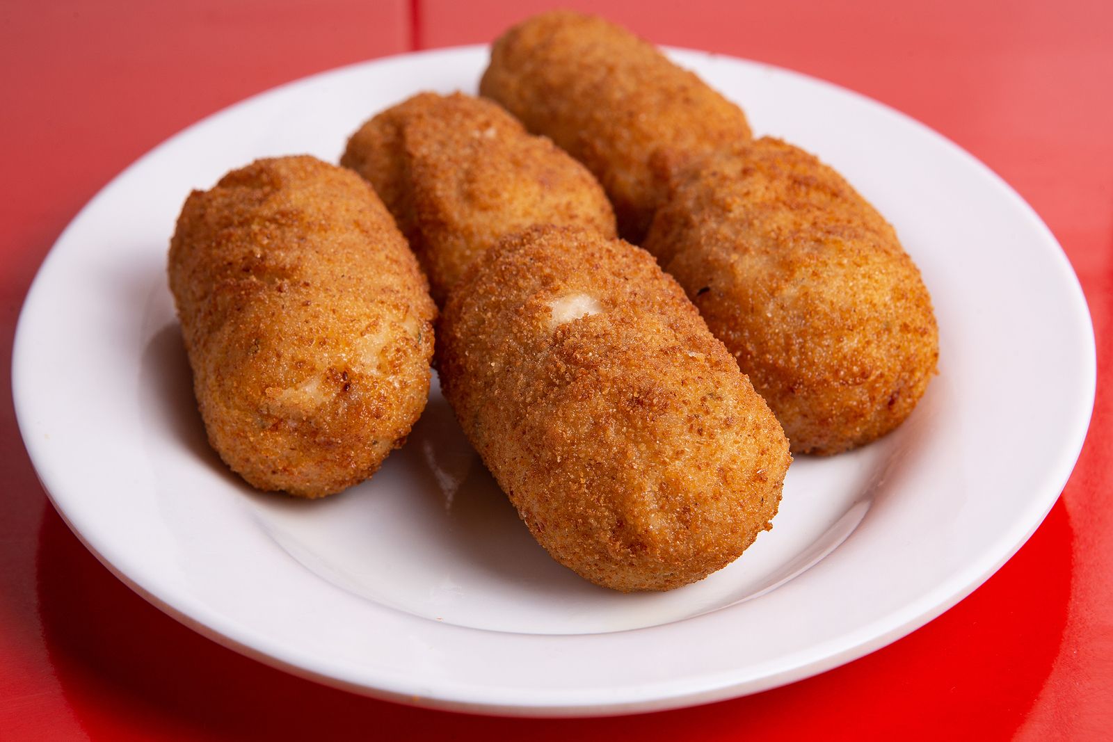 Cómo freír las croquetas para que el rebozado quede perfecto Foto: bigstock