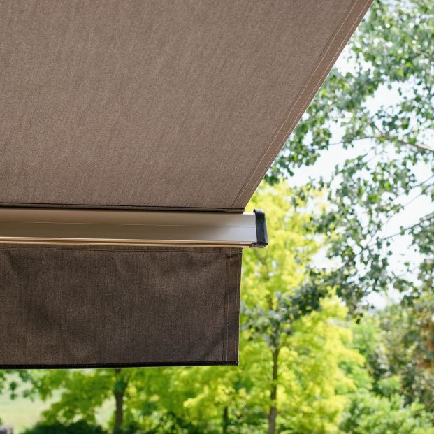 Consejos para limpiar el toldo de nuestra terraza Foto: bigstock Consejos para limpiar el toldo de nuestra terraza Foto: bigstock