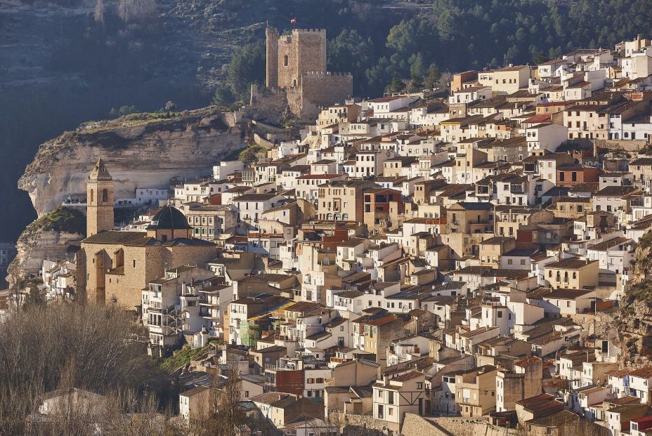 Si tienes vértigo, no visites estos pueblos de España. Alcalá del Júcar Si tienes vértigo, no visites estos pueblos de España. Alcalá del Júcar