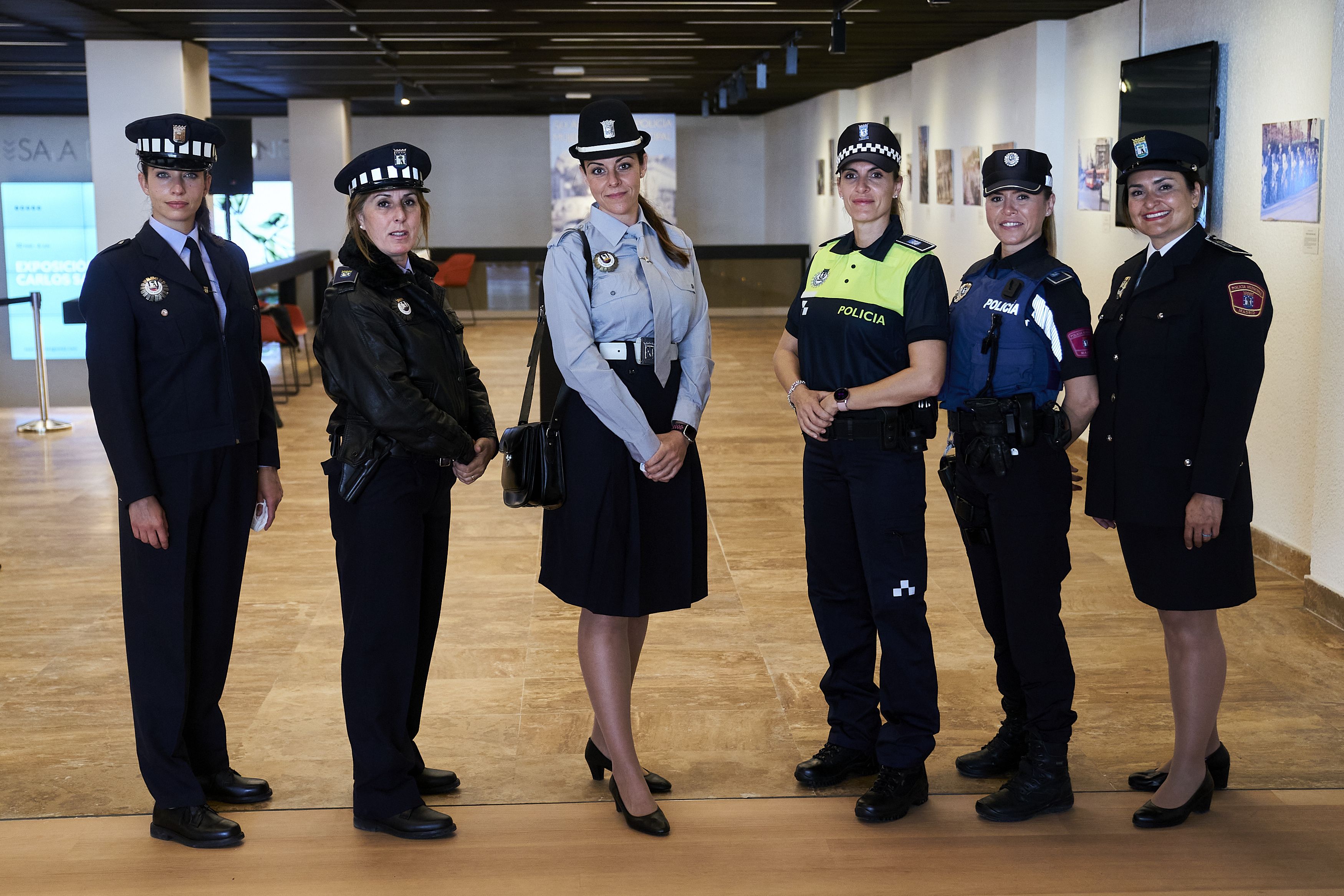 Las primeras policías municipales cuentan sus inicios: "Algunos conductores nos mandaban a fregar"