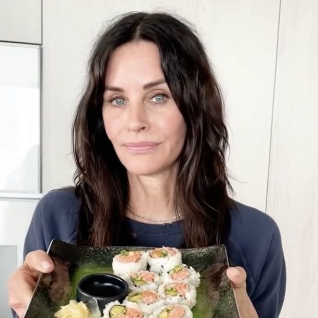 Courteney Cox se arrepiente de sus retoques estéticos. Foto: Instagram