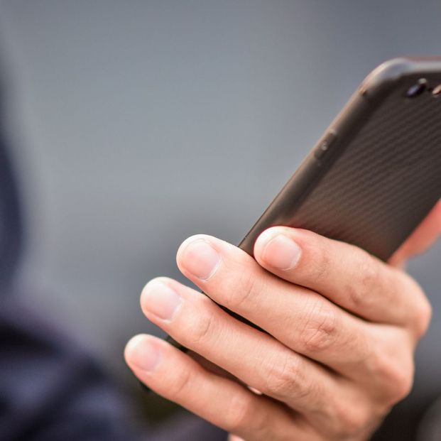 ¡Mis datos móviles vuelan! Comprueba que tu teléfono no los usa cuando está conectado al WiFi Foto: bigstock ¡Mis datos móviles vuelan! Comprueba que tu teléfono no los usa cuando está conectado al WiFi Foto: bigstock