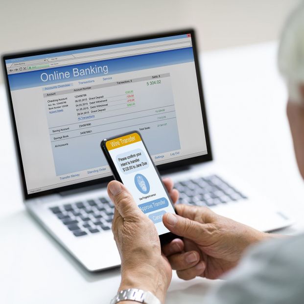 Las 10 cosas en qué más gastamos por Internet los españoles (Foto Bigstock) 2 Las 10 cosas en qué más gastamos por Internet los españoles (Foto Bigstock) 2