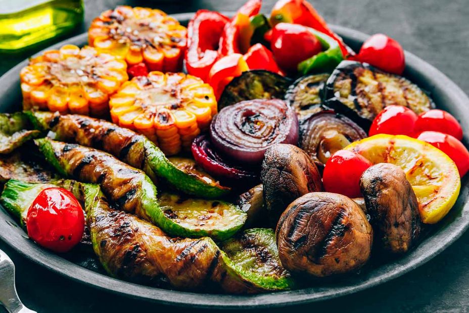 Las verduras sí son para el verano (y para la barbacoa)