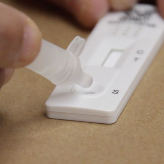 Cómo hacer un autotest de antígenos de farmacia en dos minutos Cómo hacer un autotest de antígenos de farmacia en dos minutos