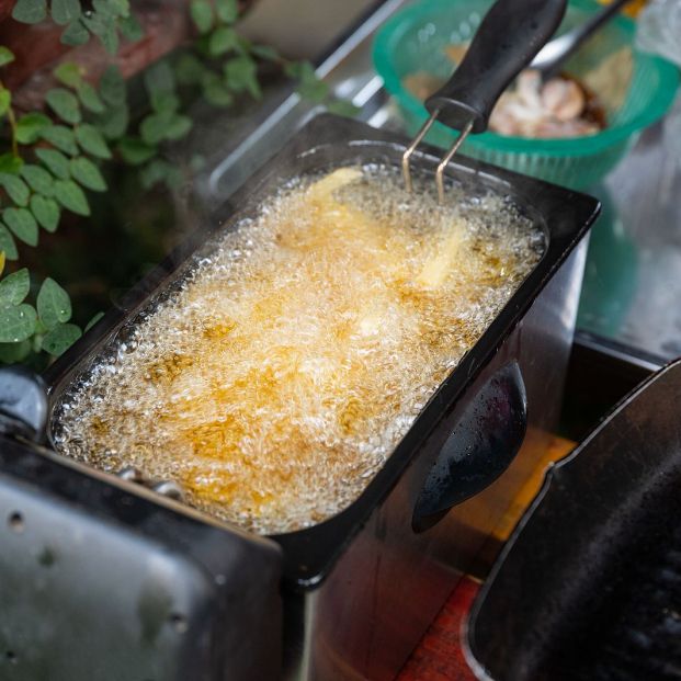 ¿Cómo puedo limpiar la freidora? Foto: bigstock ¿Cómo puedo limpiar la freidora? Foto: bigstock