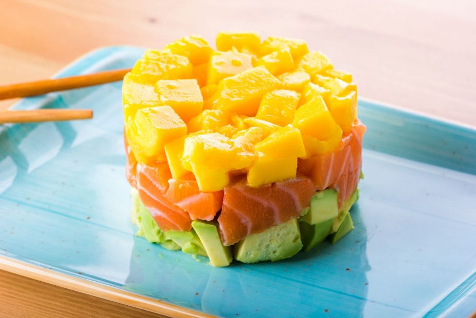 Prueba estas originales recetas con mango: Tartar Prueba estas originales recetas con mango: Tartar