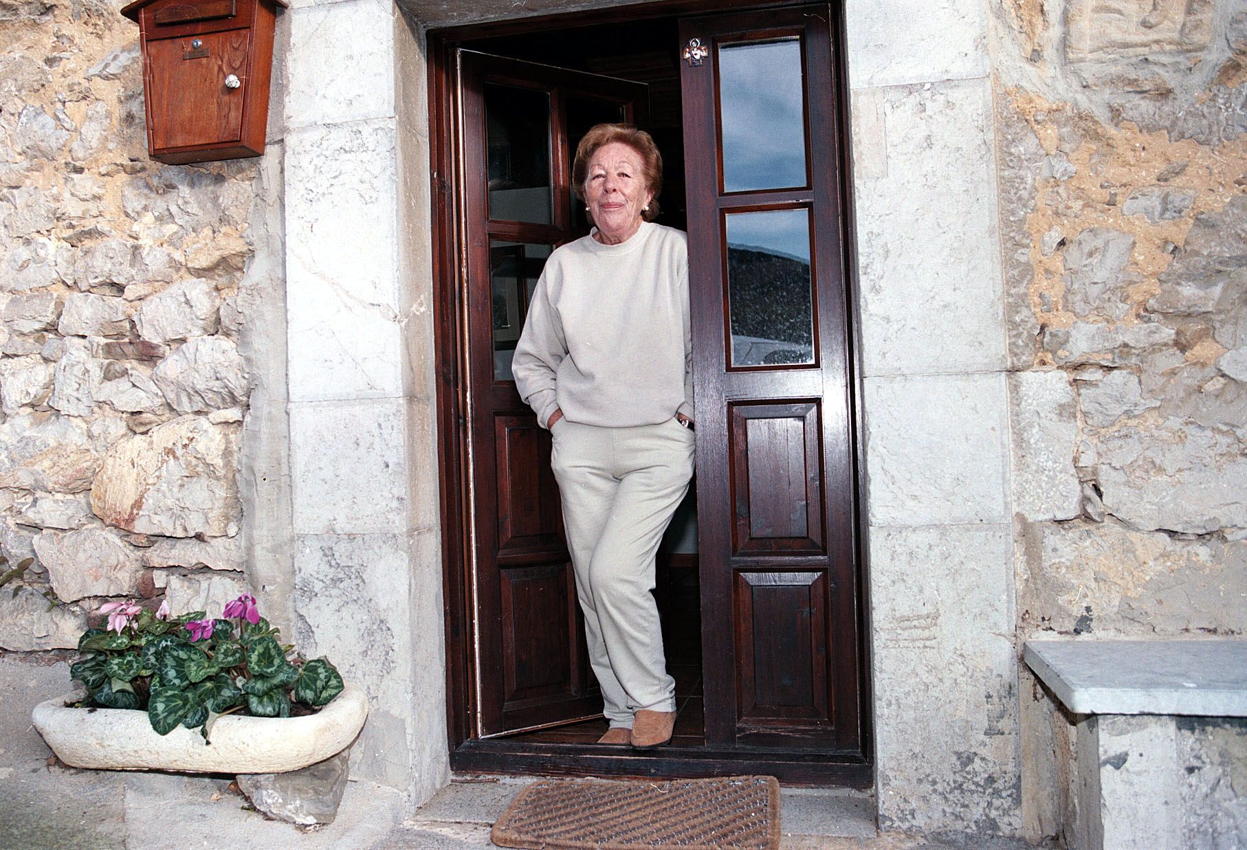 Muere Menchu Álvarez del Valle, abuela de la Reina Letizia