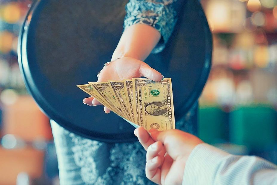 Cómo están las propinas en el mundo: guía para no fallar