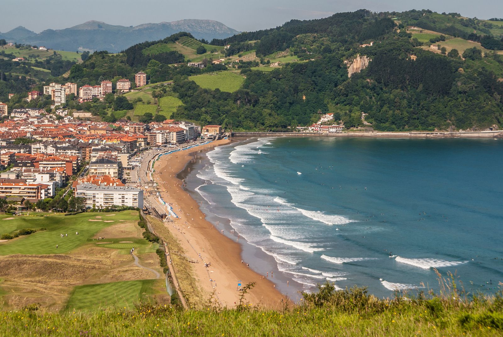 Panorámica de Zarautz (bigstock)