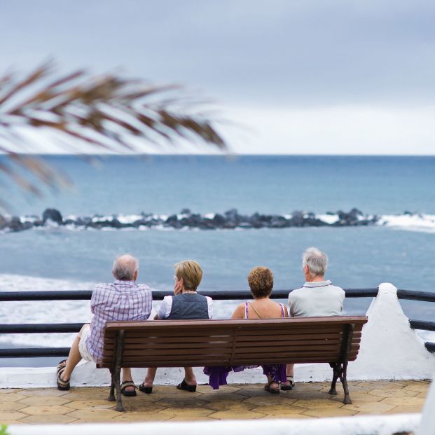 Los mayores, en vilo por el caos de los viajes del Imserso: "Sería un palo muy duro" Los mayores, en vilo por el caos de los viajes del Imserso: "Sería un palo muy duro"