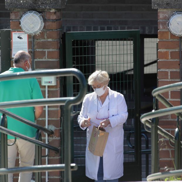 Edad incrementa anticuerpos que impiden combatir Covid