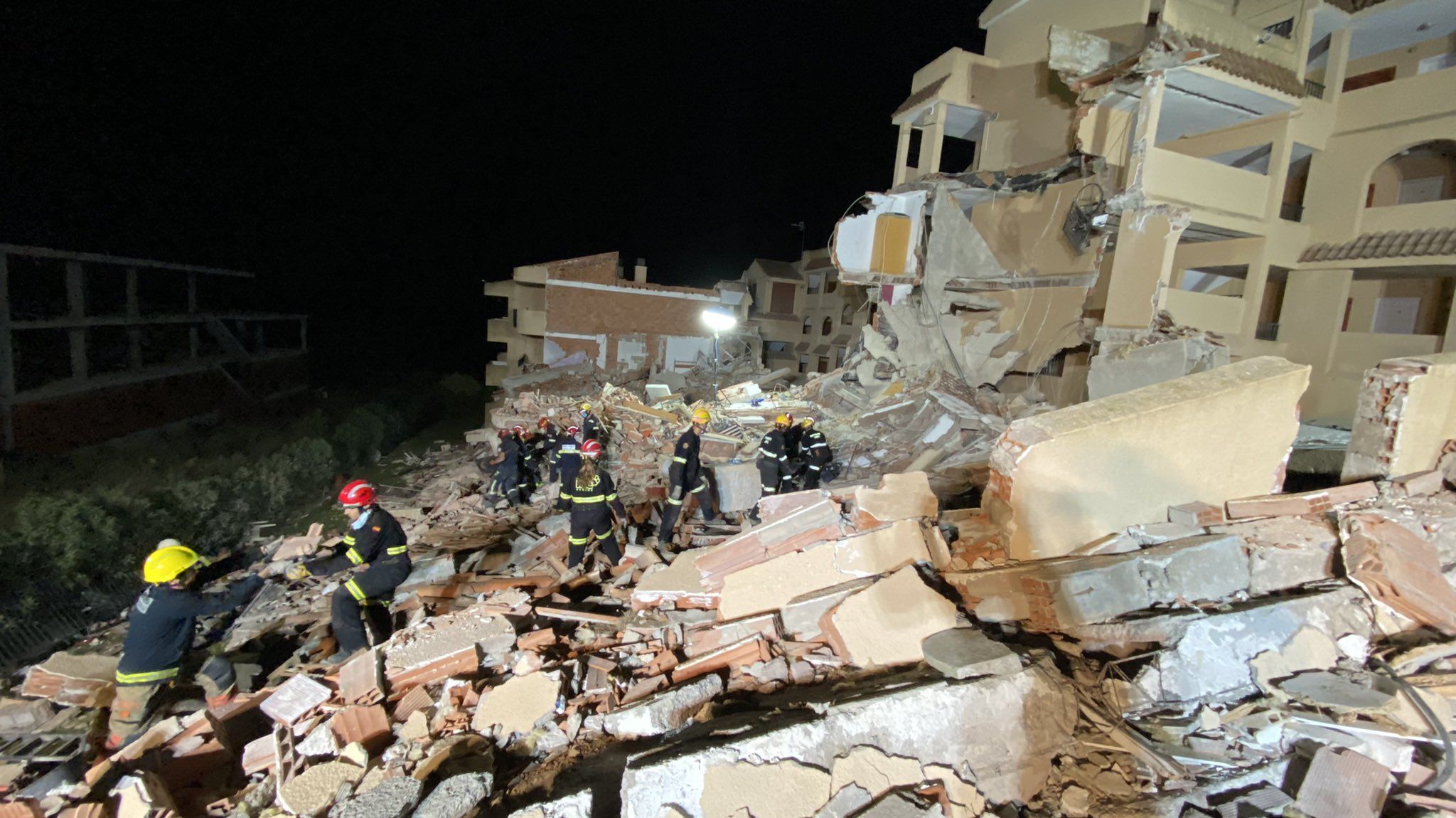 Encuentran sin vida a un menor desaparecido en un derrumbe en Peñíscola