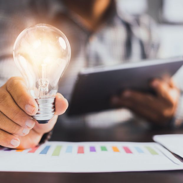 El 80% de los consumidores cree que la nueva factura de la luz es menos clara y transparente El 80% de los consumidores cree que la nueva factura de la luz es menos clara y transparente