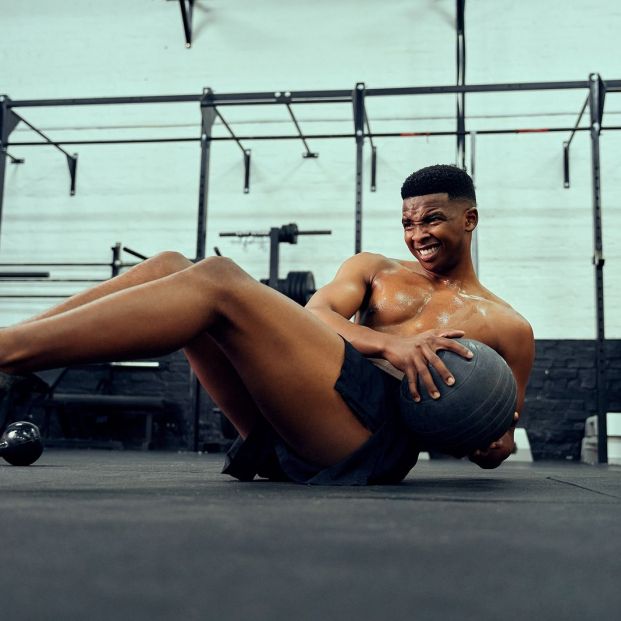 ¿Tableta de chocolate? Fortalece tus abdominales con estos ejercicios Foto: bigstock ¿Tableta de chocolate? Fortalece tus abdominales con estos ejercicios Foto: bigstock